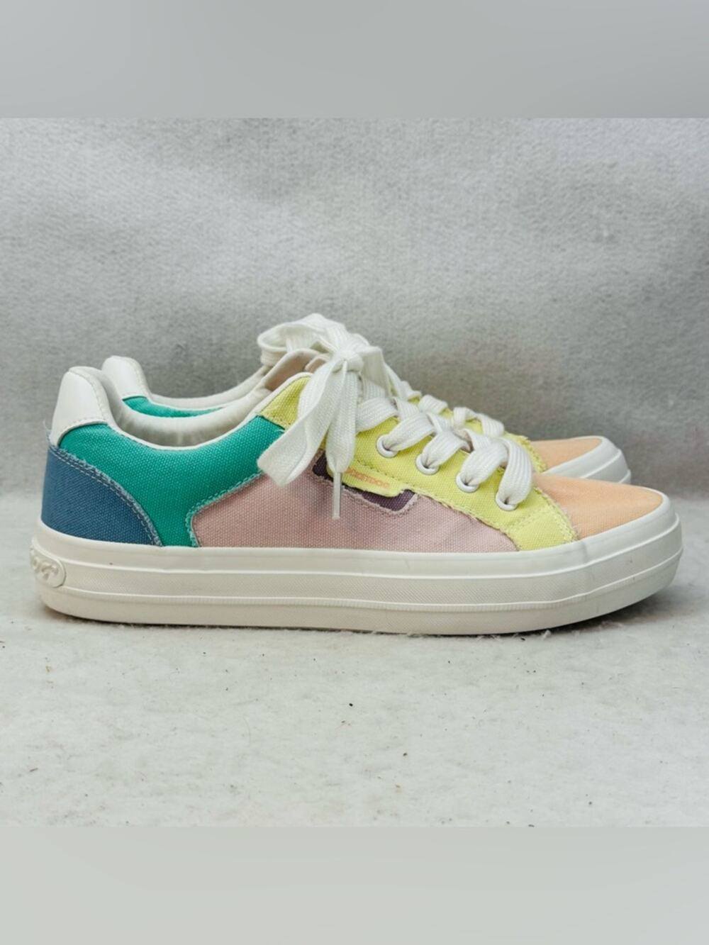 EUC Women’s Rocket-dog Cheery Pastel Colorblock Sneakers size 9.5